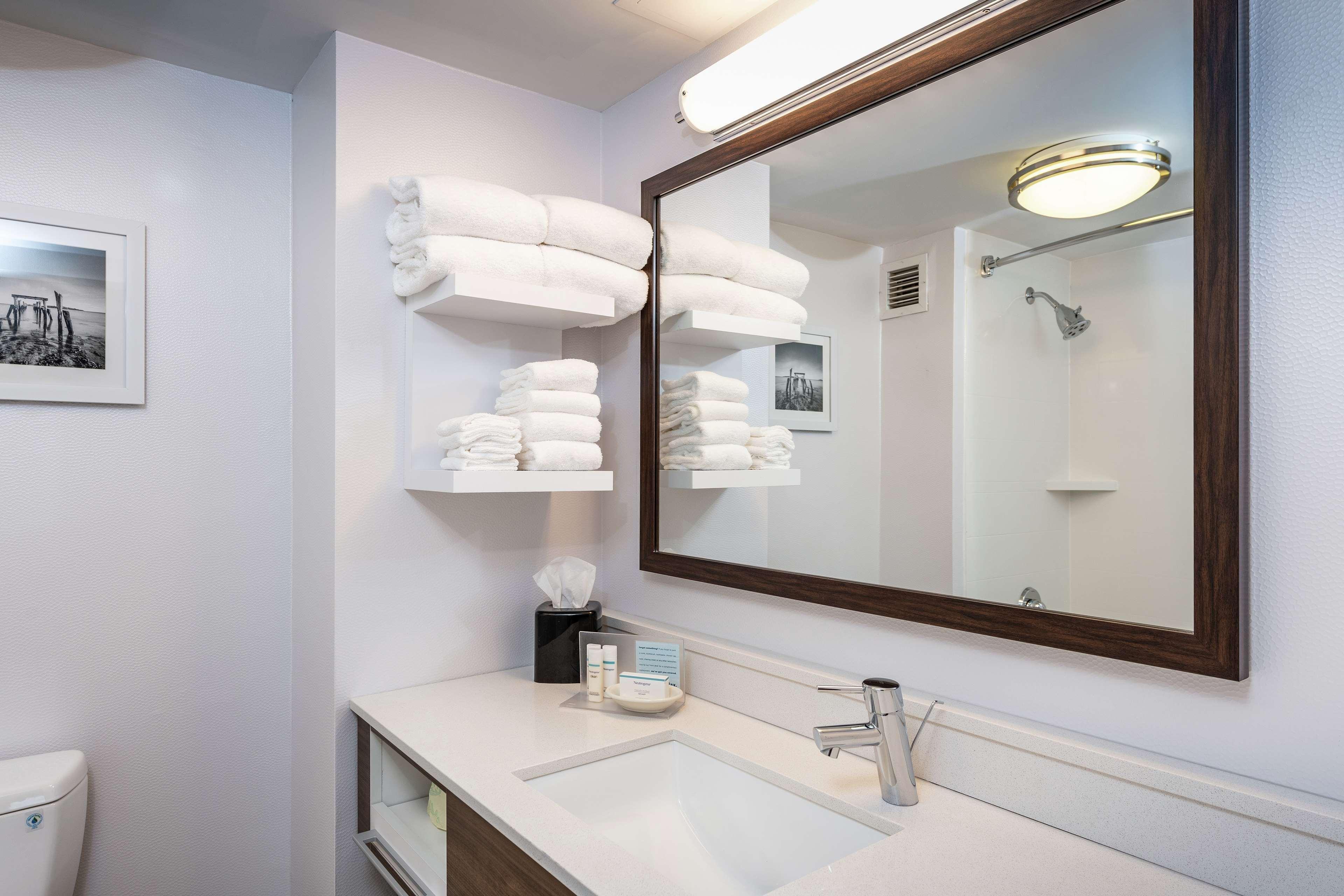 Hampton Inn Fall River/Westport North Westport Bagian luar foto