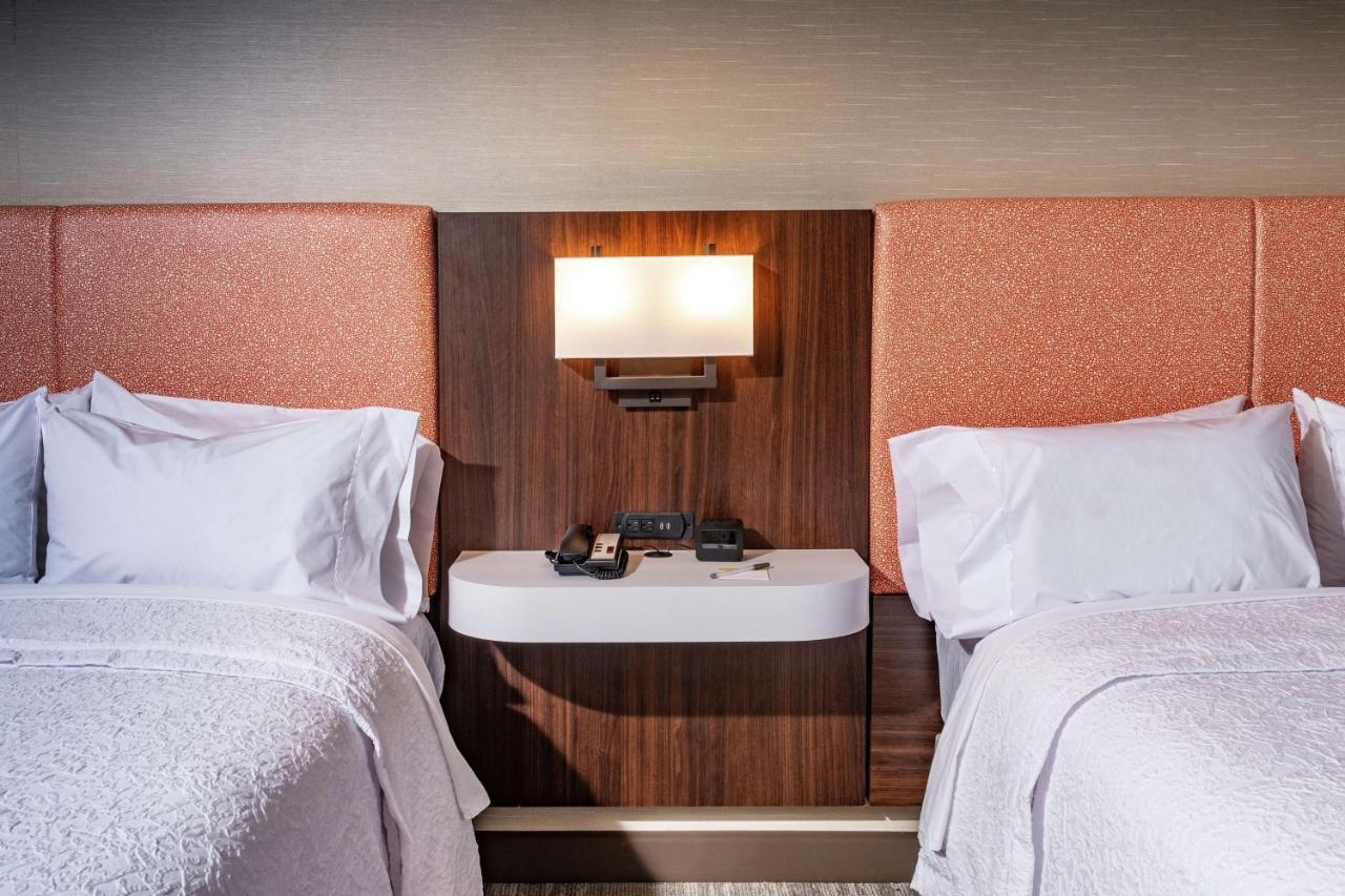 Hampton Inn Fall River/Westport North Westport Bagian luar foto
