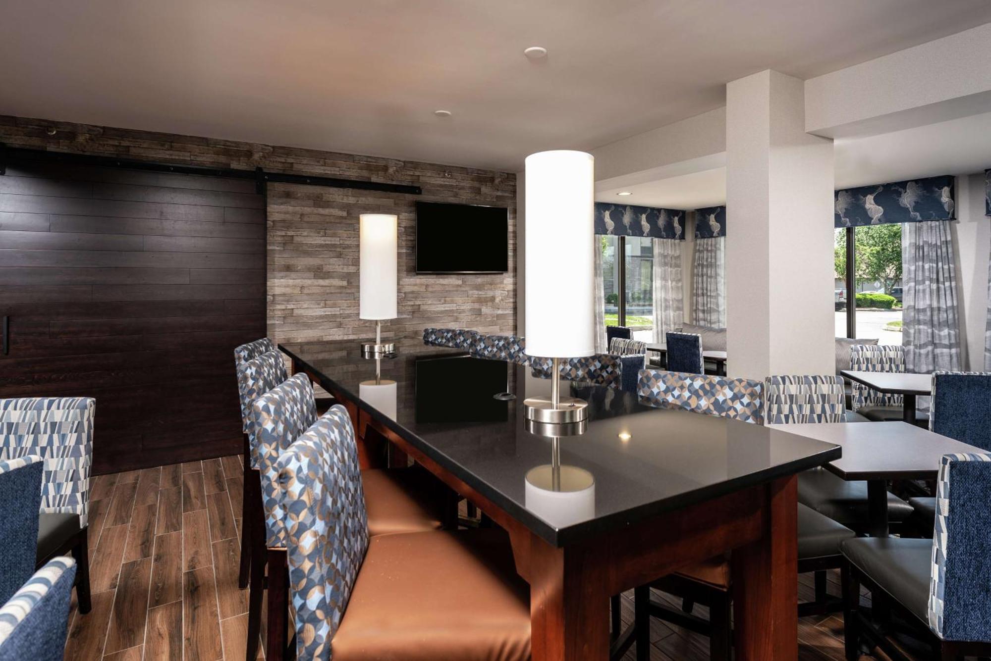 Hampton Inn Fall River/Westport North Westport Bagian luar foto