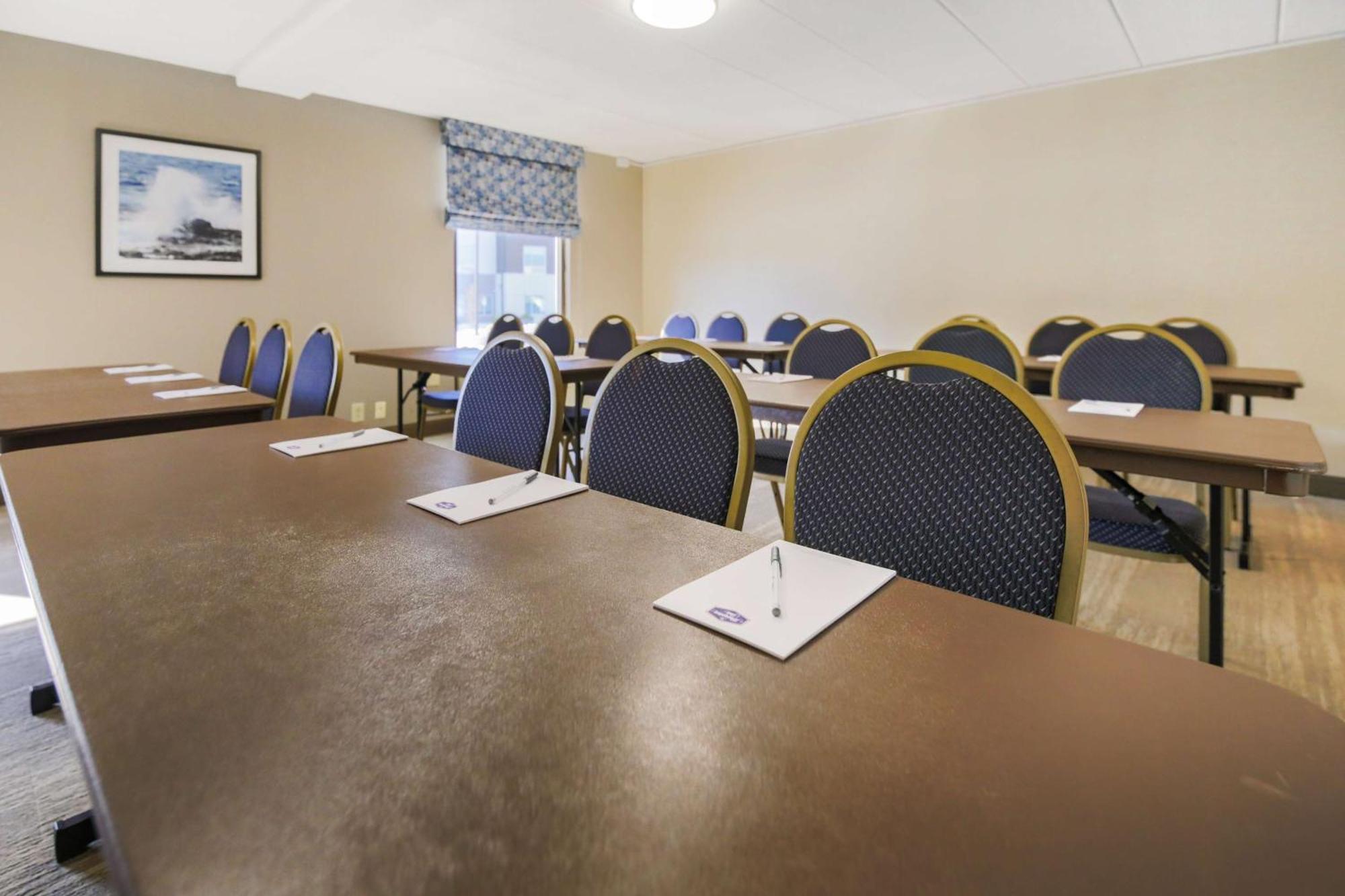 Hampton Inn Fall River/Westport North Westport Bagian luar foto