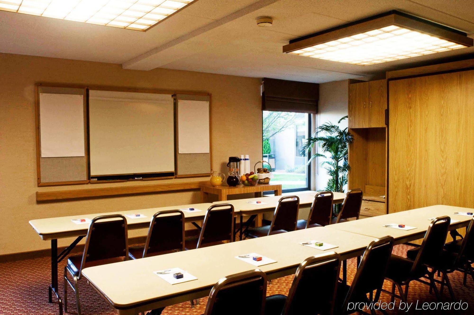 Hampton Inn Fall River/Westport North Westport Bisnis foto