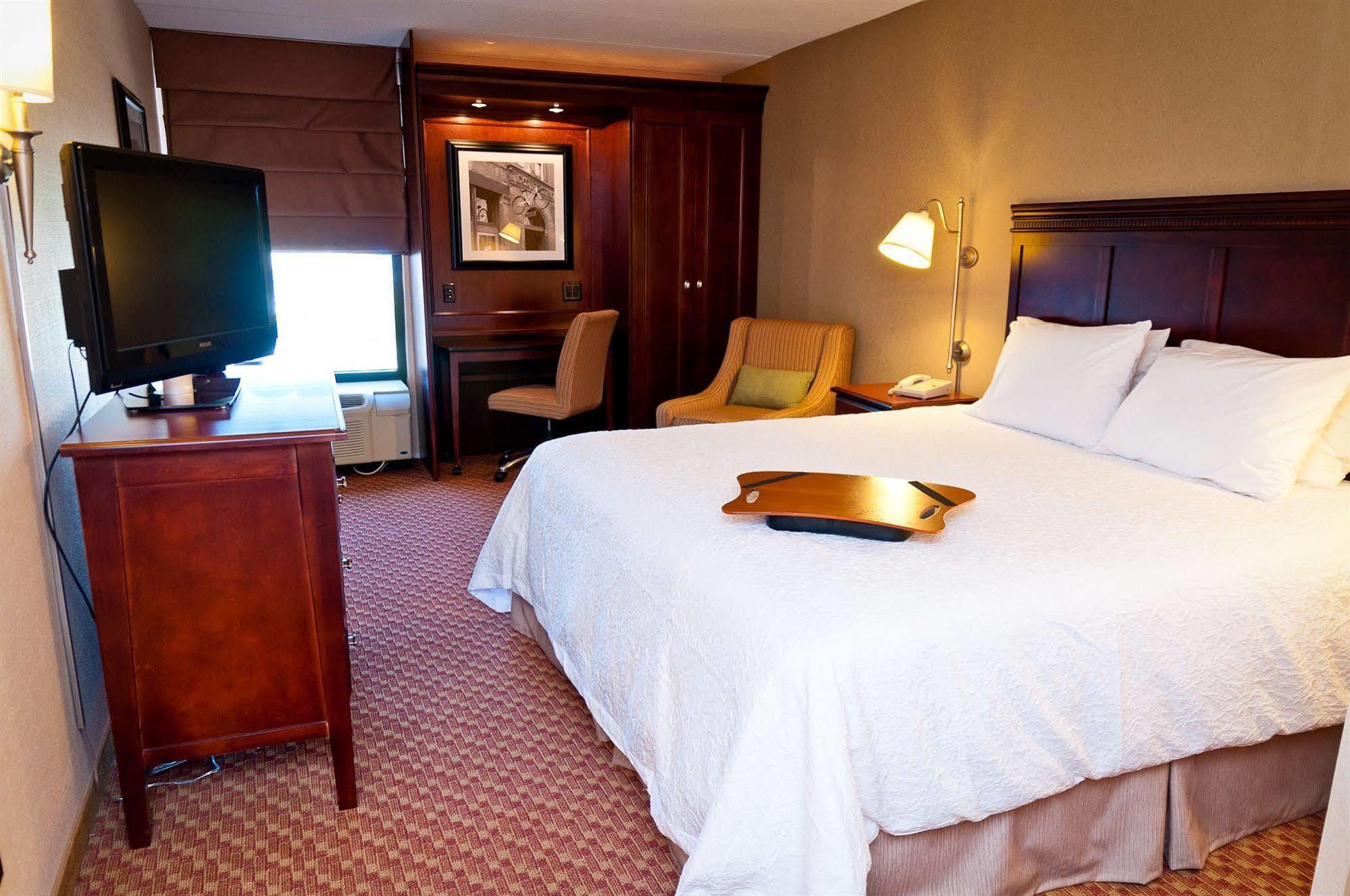 Hampton Inn Fall River/Westport North Westport Bagian luar foto
